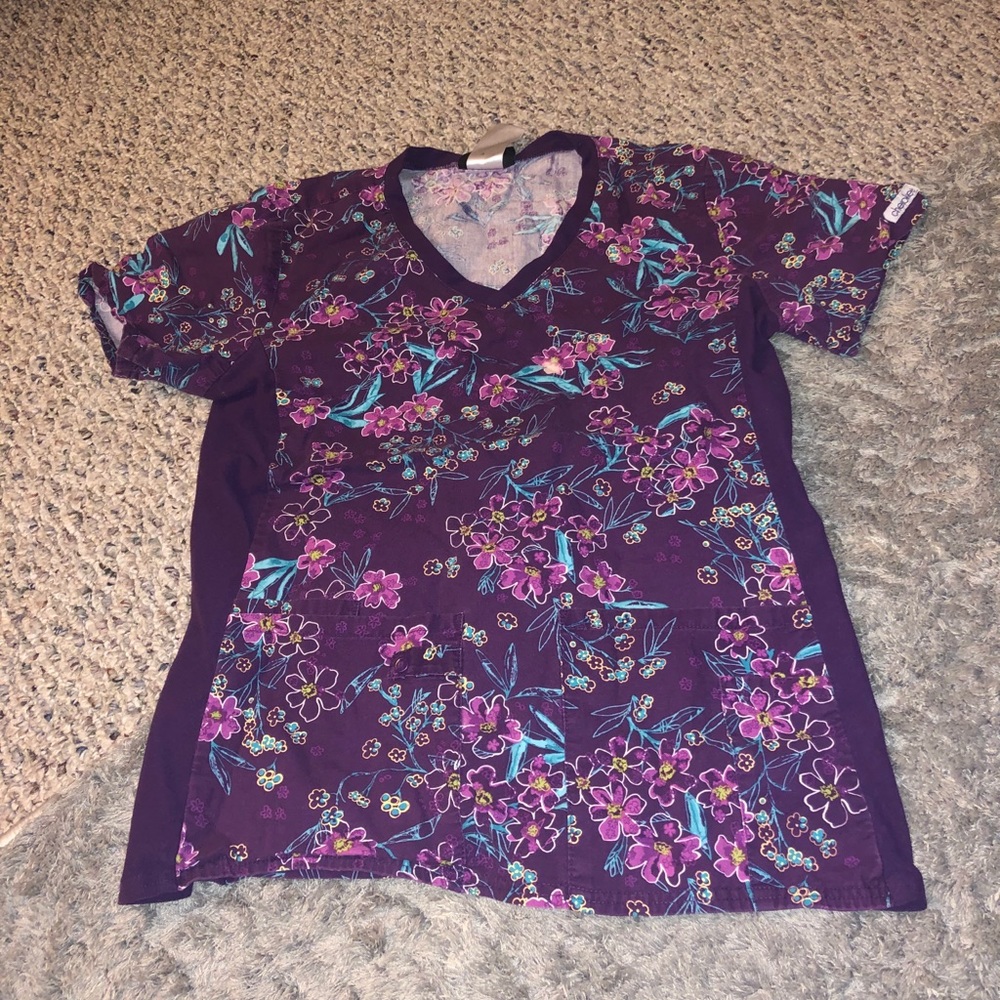 Scrub top